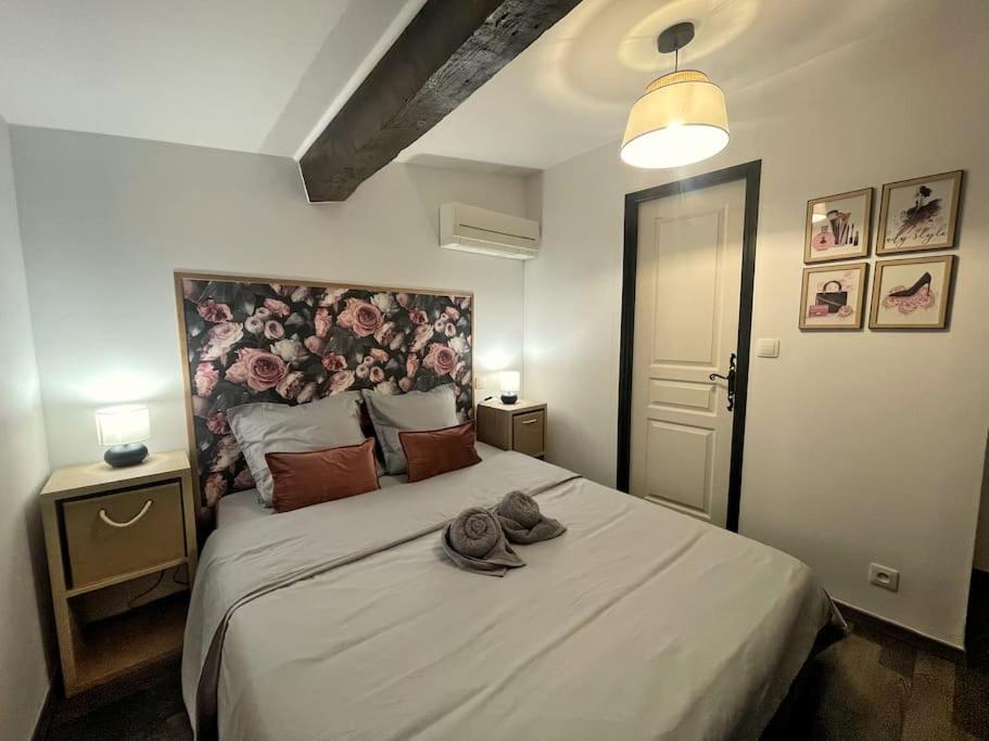 Charme Urbain Sous Les Toits-Terrasse/Clim/Parking Daire Béziers Dış mekan fotoğraf
